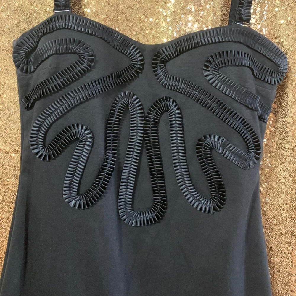 Dress - Picture 3 of 4